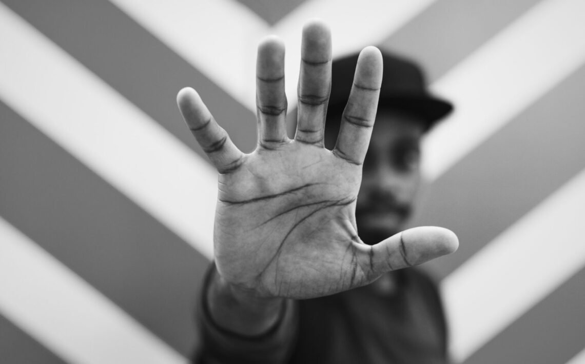 Should Violent Crime Coverage Be Banned?